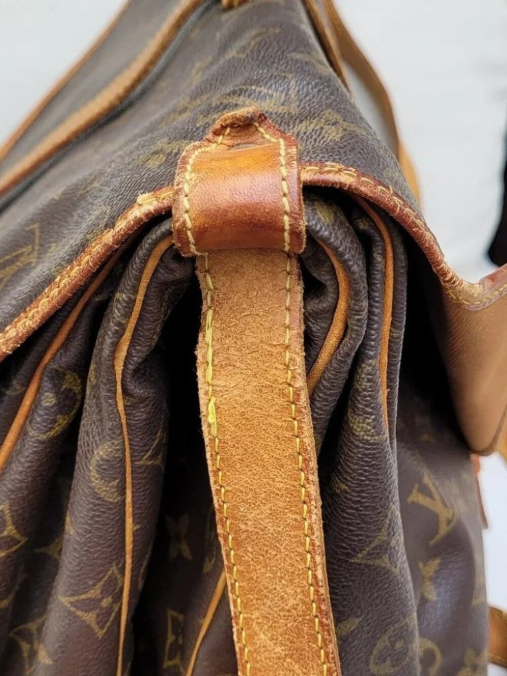 Louis Vuitton Shoulder Bag Saumur 35 Browns Monogram - Picture 6 of 14